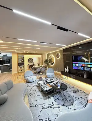 Exquisite 3 Bedroom Apartment in Admiralty Way