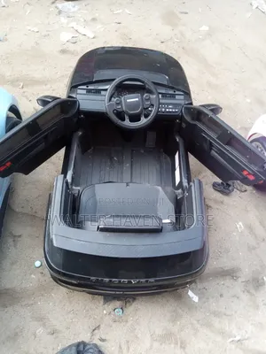 Land Rover Children Electric Car
