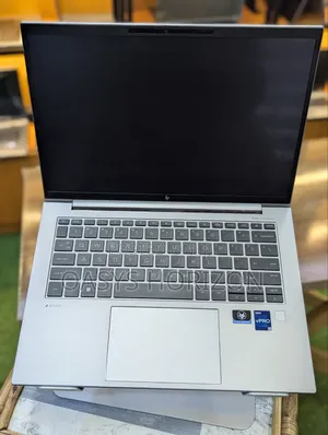 Laptop HP ZBook Firefly G9 16GB Intel Core i7 SSD 512GB