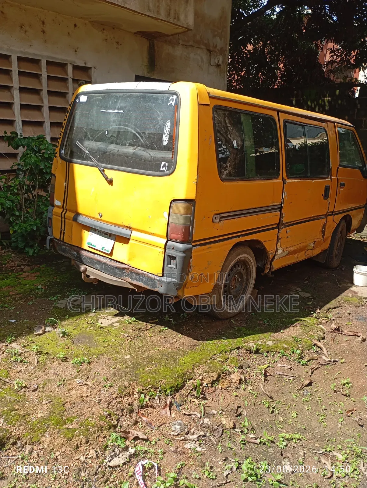 Mitsubishi L300 2003 Yellow