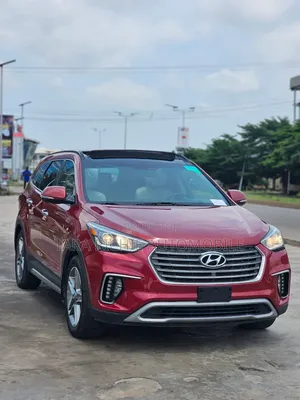 Hyundai Santa Fe 2017 Red