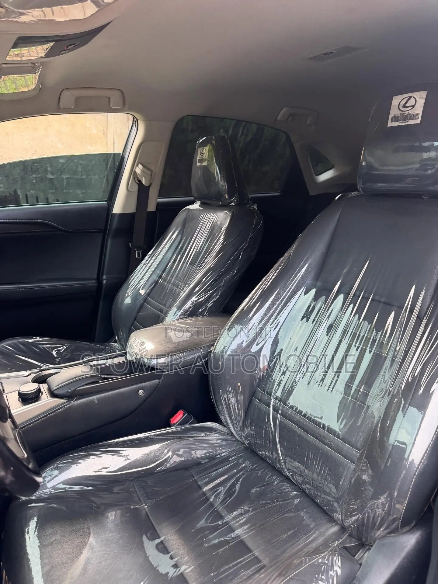 Lexus NX 2017 Silver