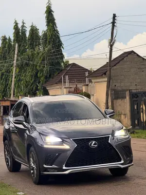 Lexus NX 2017 Silver
