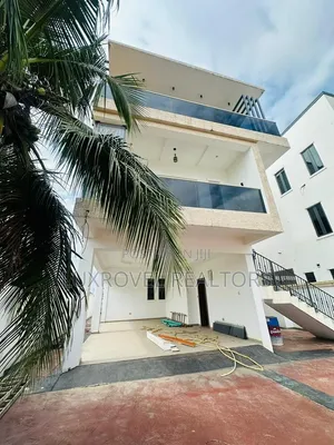 Furnished 4bdrm Duplex in Berger for sale