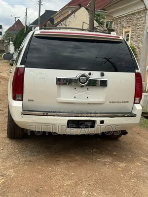 Cadillac Escalade ESV 2008 White