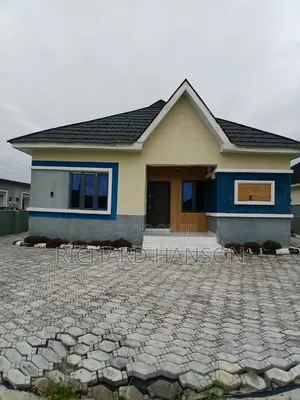 3bdrm Bungalow in Peak, Awoyaya for sale