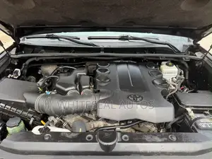 Toyota 4-Runner Limited Nightshade 4x4 2019 Black