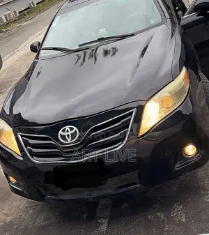 Toyota Camry LE 4dr Sedan (2.5L 4cyl 6A) 2011 Black
