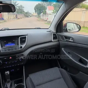 Hyundai Tucson 2015 Red