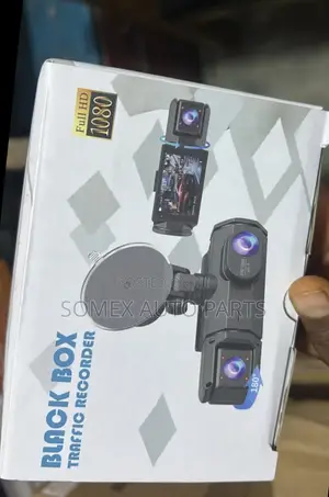 Black Box Dashboard Camera With Triple Lens 1080p Full HD