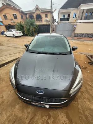 Ford Focus S Sedan FWD (2.0L 4cyl 5M) 2016 Gray