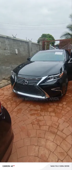 Lexus ES 2014 Black