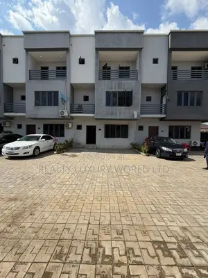4bdrm Townhouse/Terrace in Kado for sale