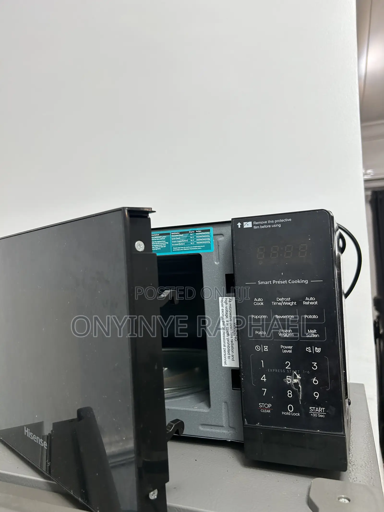 Hisense Digital Microwave Oven