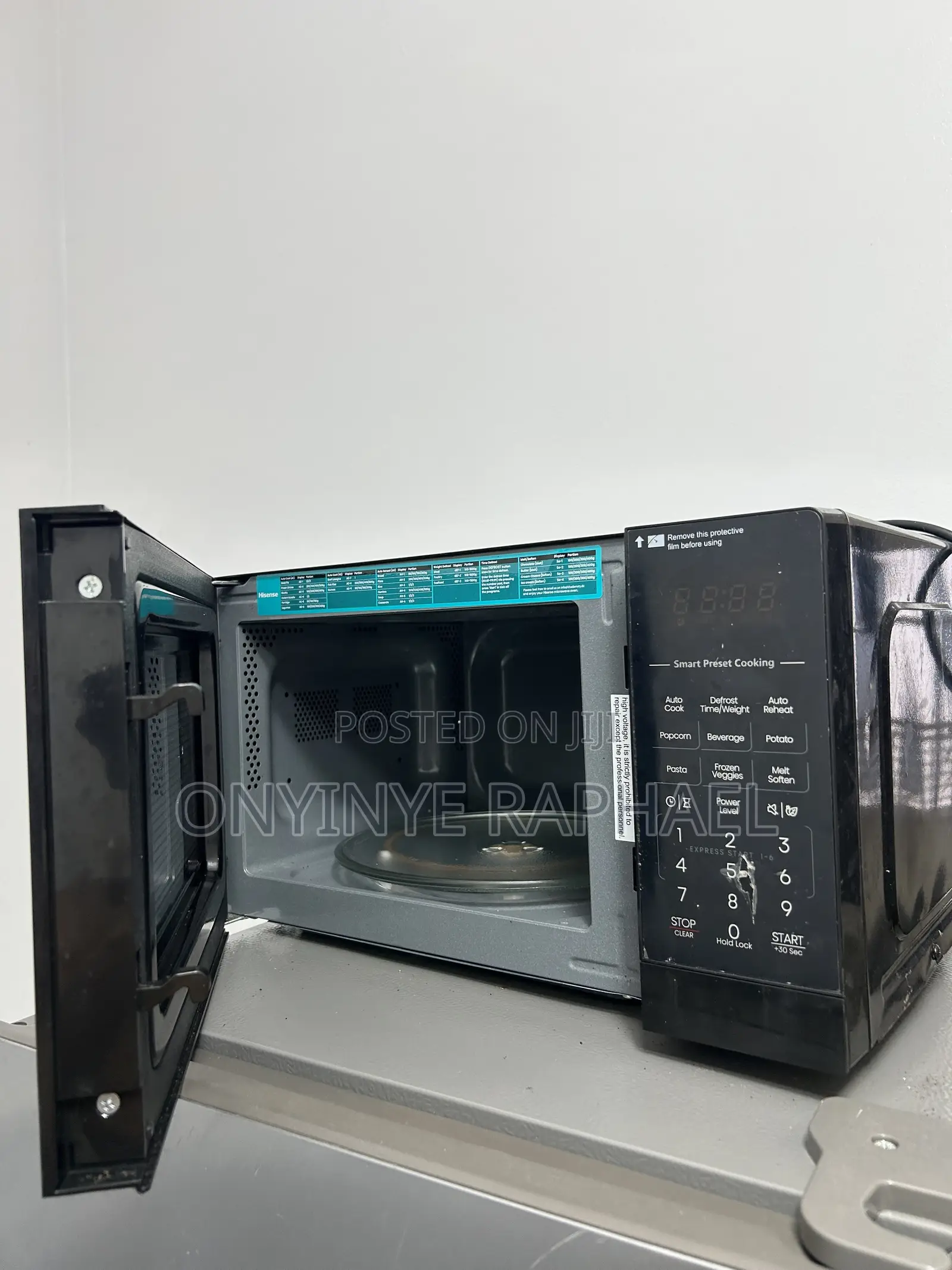 Hisense Digital Microwave Oven