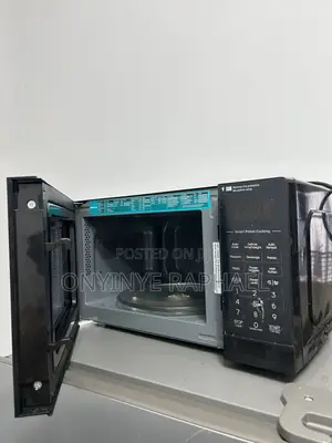 Hisense Digital Microwave Oven