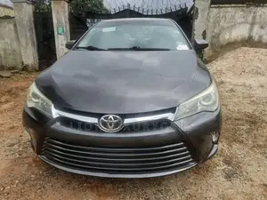 Toyota Camry 2016 Black