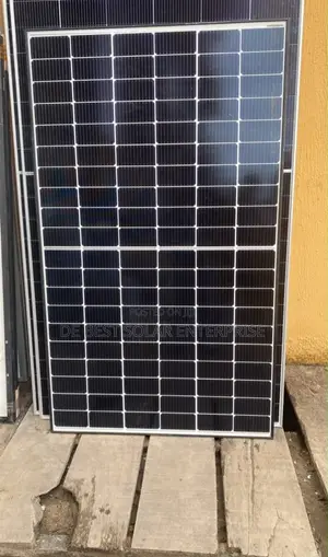 550w LONGi Solar Panel