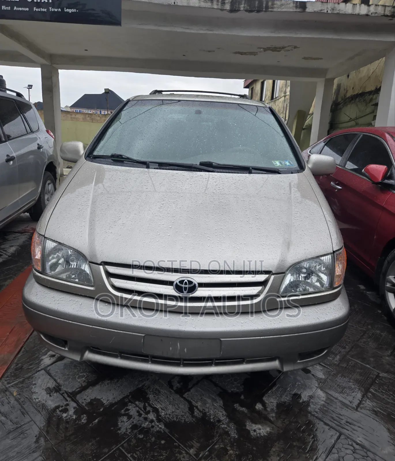 Toyota Sienna LE 2002 Silver