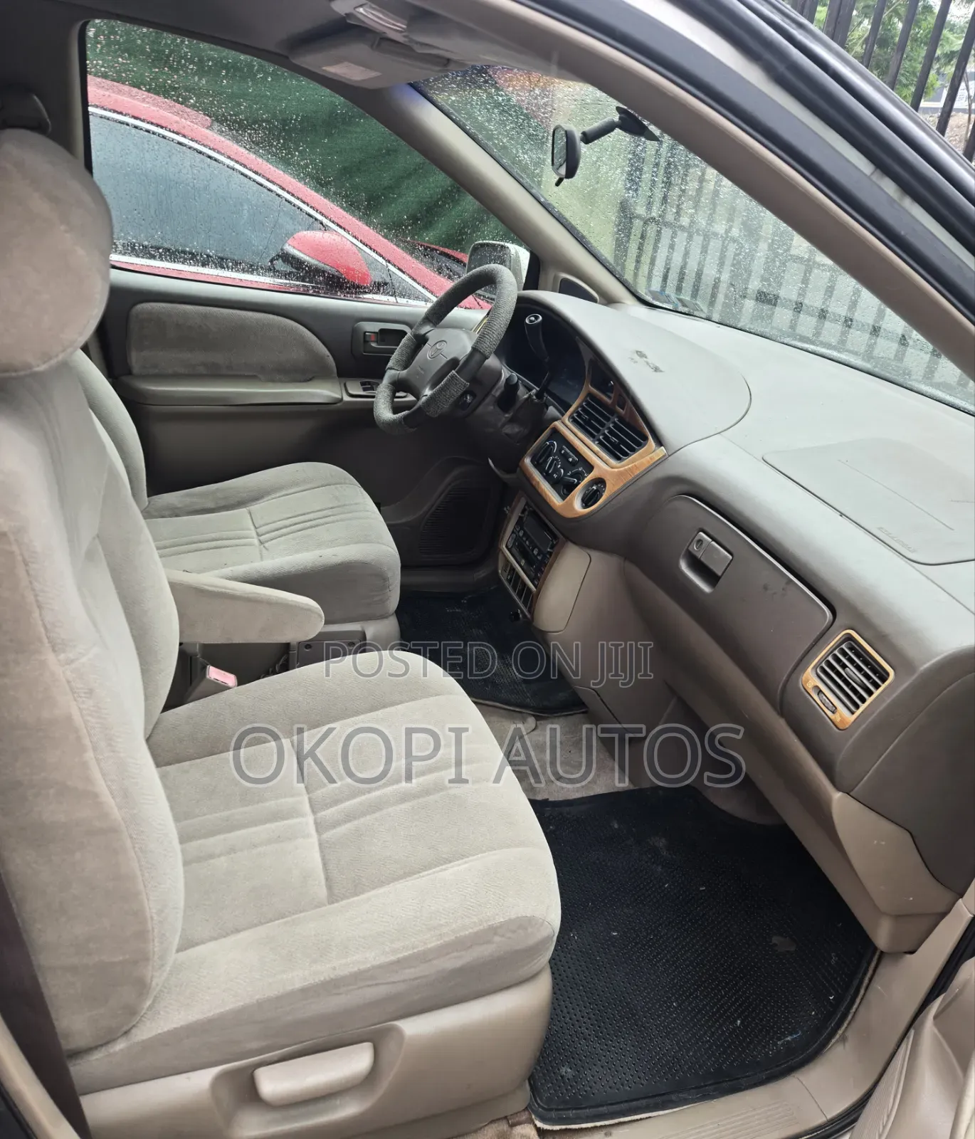 Toyota Sienna LE 2002 Silver