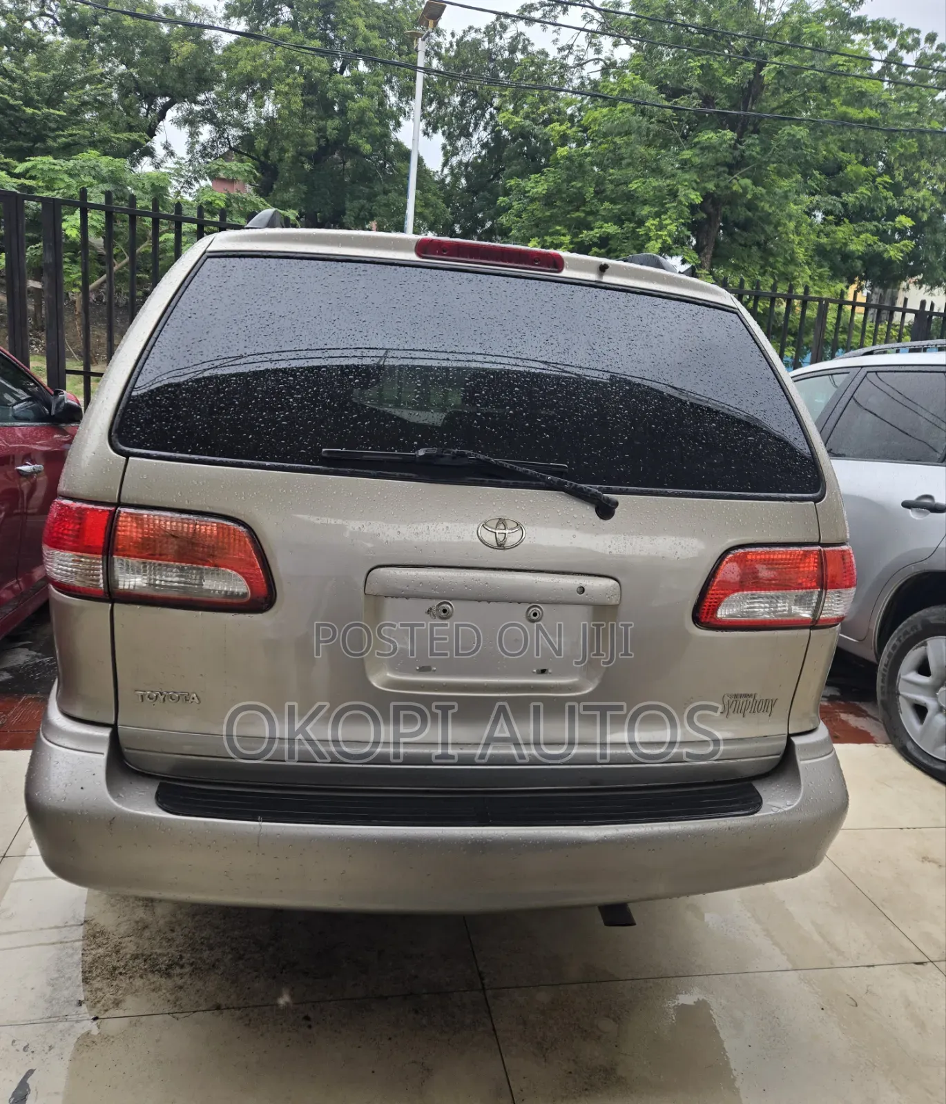 Toyota Sienna LE 2002 Silver