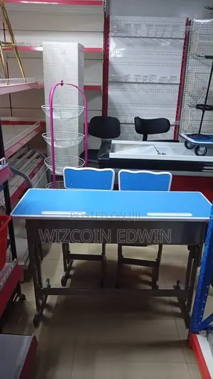 Students Table and Chairs