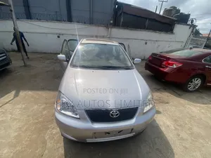 Toyota Corolla 2003 Silver