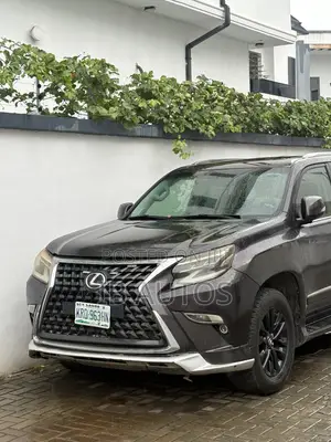 Lexus GX 460 2011