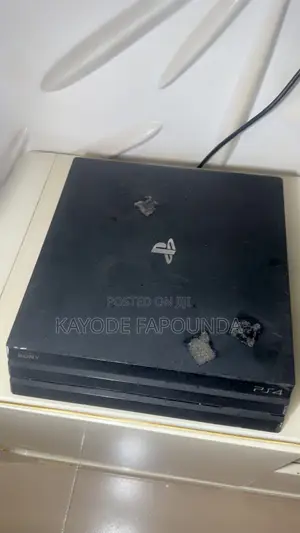 Ps4 Pro With One Original Controller