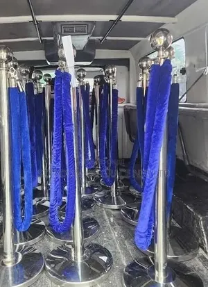 Two Poles+one Rope Crowd Control/Queue Guide