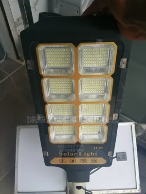 Original Street Light With Separate Panel, 8 Eyes