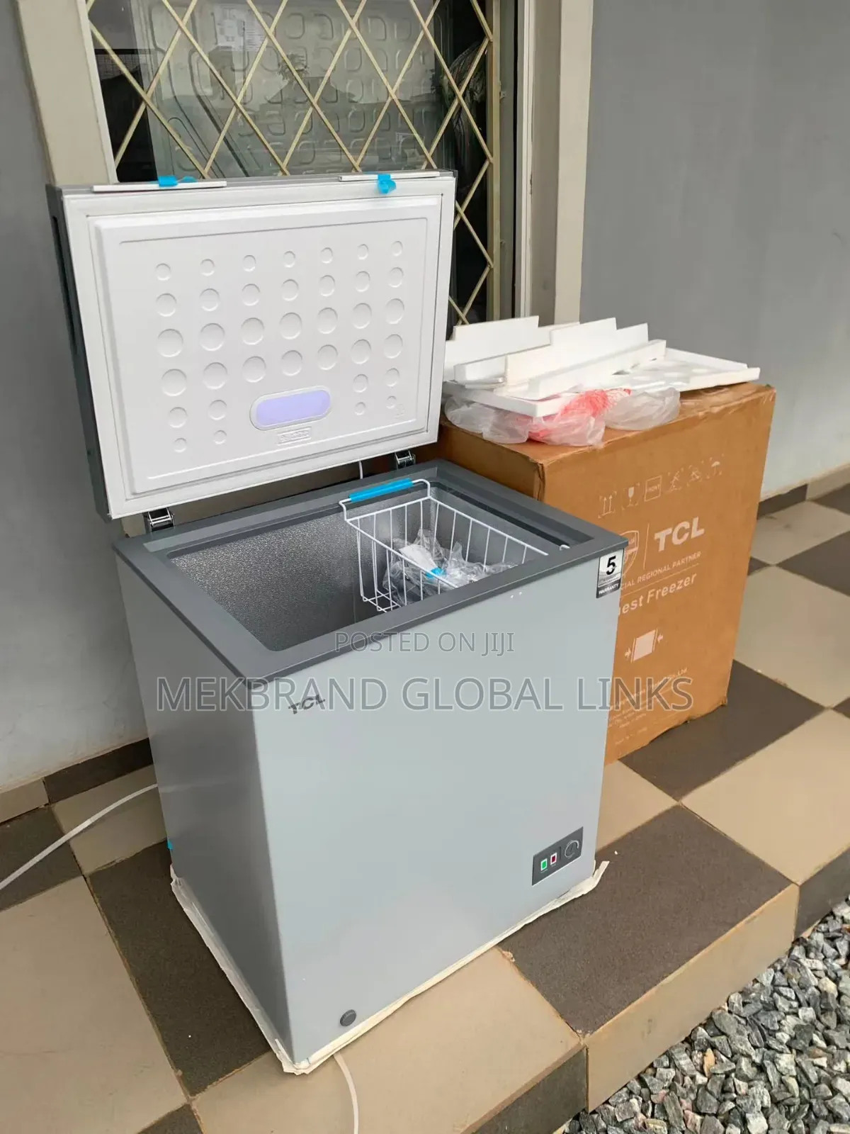 TCL Chest Freezer 150l