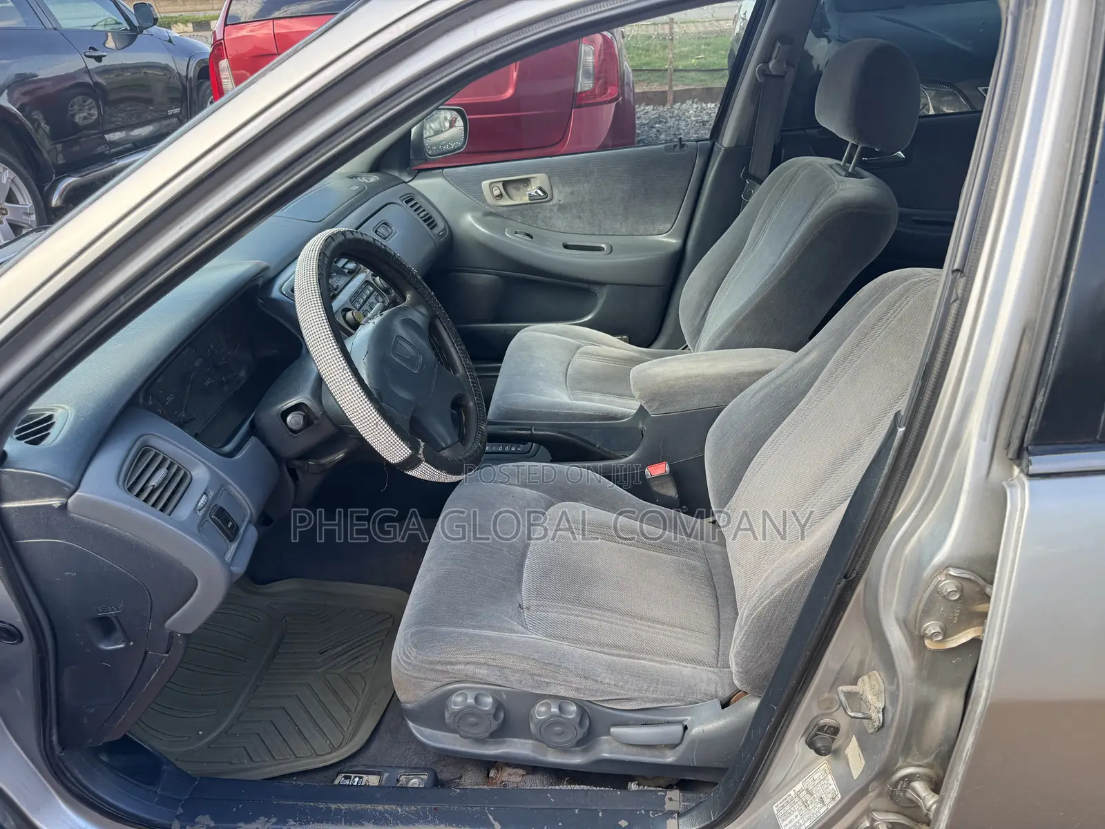 Honda Accord 2000 Silver