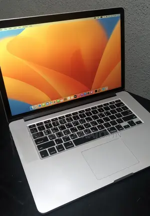 Laptop Apple MacBook Pro 2015 16GB Intel Core i7 SSD 512GB