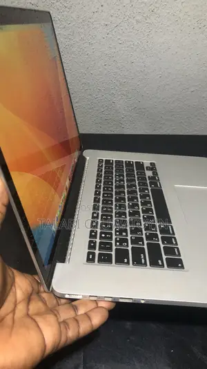Laptop Apple MacBook Pro 2015 16GB Intel Core i7 SSD 512GB