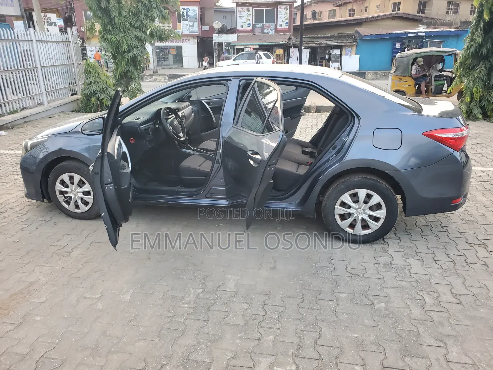Toyota Corolla 2014 Green