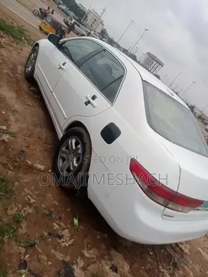 Honda Accord 2004 White