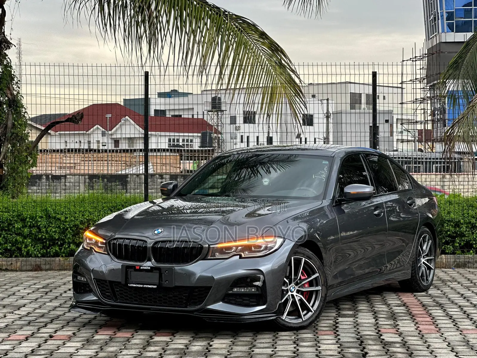 BMW 330i 2022 Gray