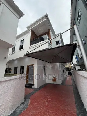 4bdrm Duplex in Chevron for sale