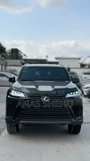 New Lexus LX 600 2025 Green