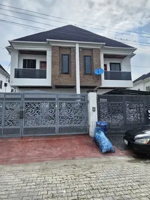 4bdrm Duplex in Lekki for sale