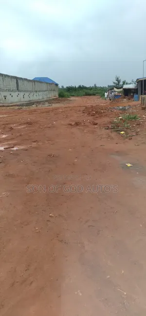 Actres and Plot of Land for Sale