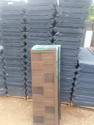 Bond and Classic Stone Coat Roof Tile