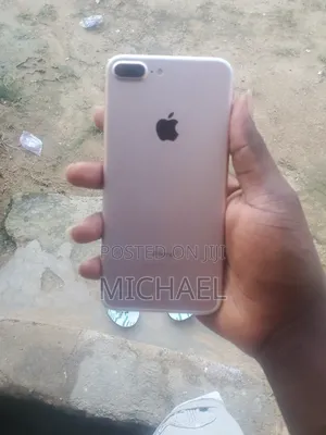 Apple iPhone 7 Plus 32 GB White