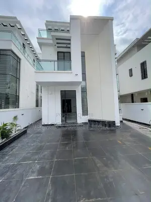 5bdrm Duplex in Lekki for sale