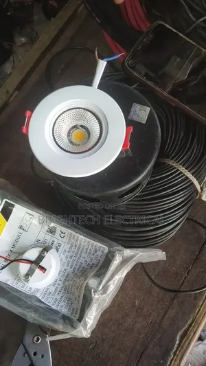 Original Pop Light 6watts Warmwhite and White Colour