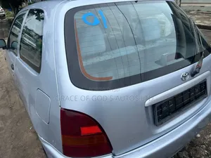 Toyota Starlet 2001 Blue