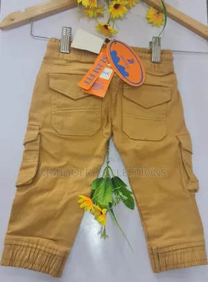Combat Chinos