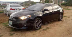 Toyota Corolla 2015 Black