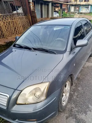 Toyota Avensis 2005 Gray